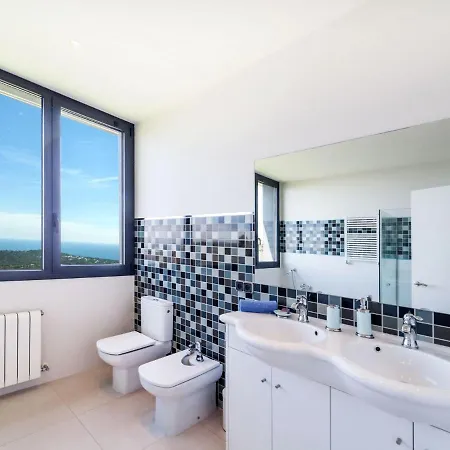 Дом отдыха Holiday Suites Mas Nou *